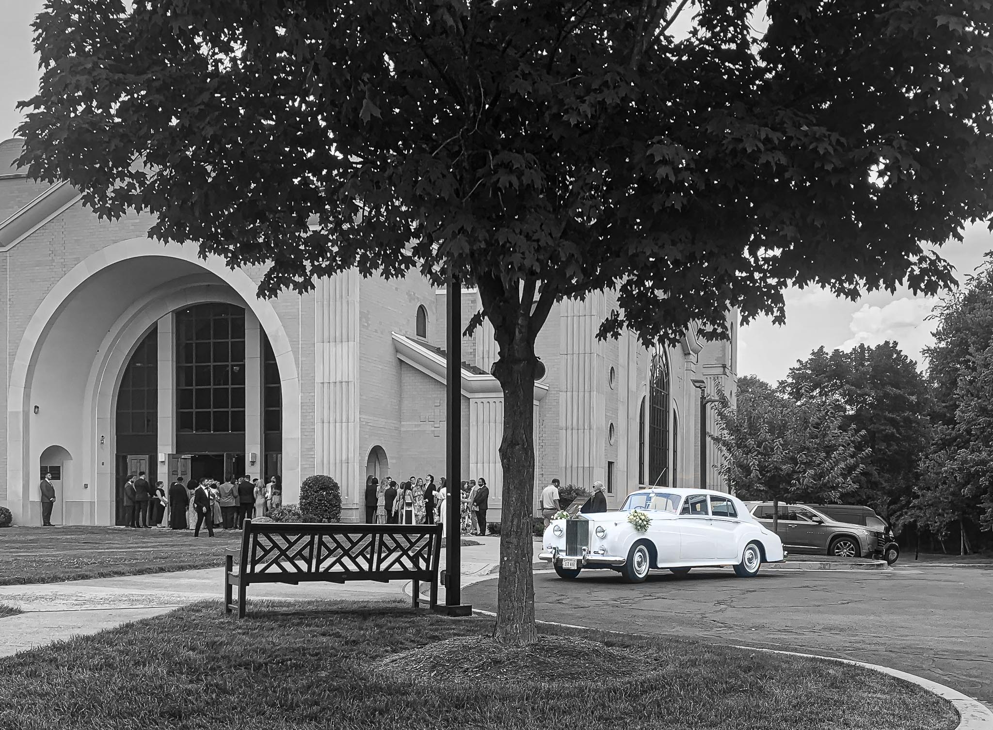 Black and white photo of our Rolls-Royce for Wedding at Saints Peter & Paul cathedral in Potomac, Maryland